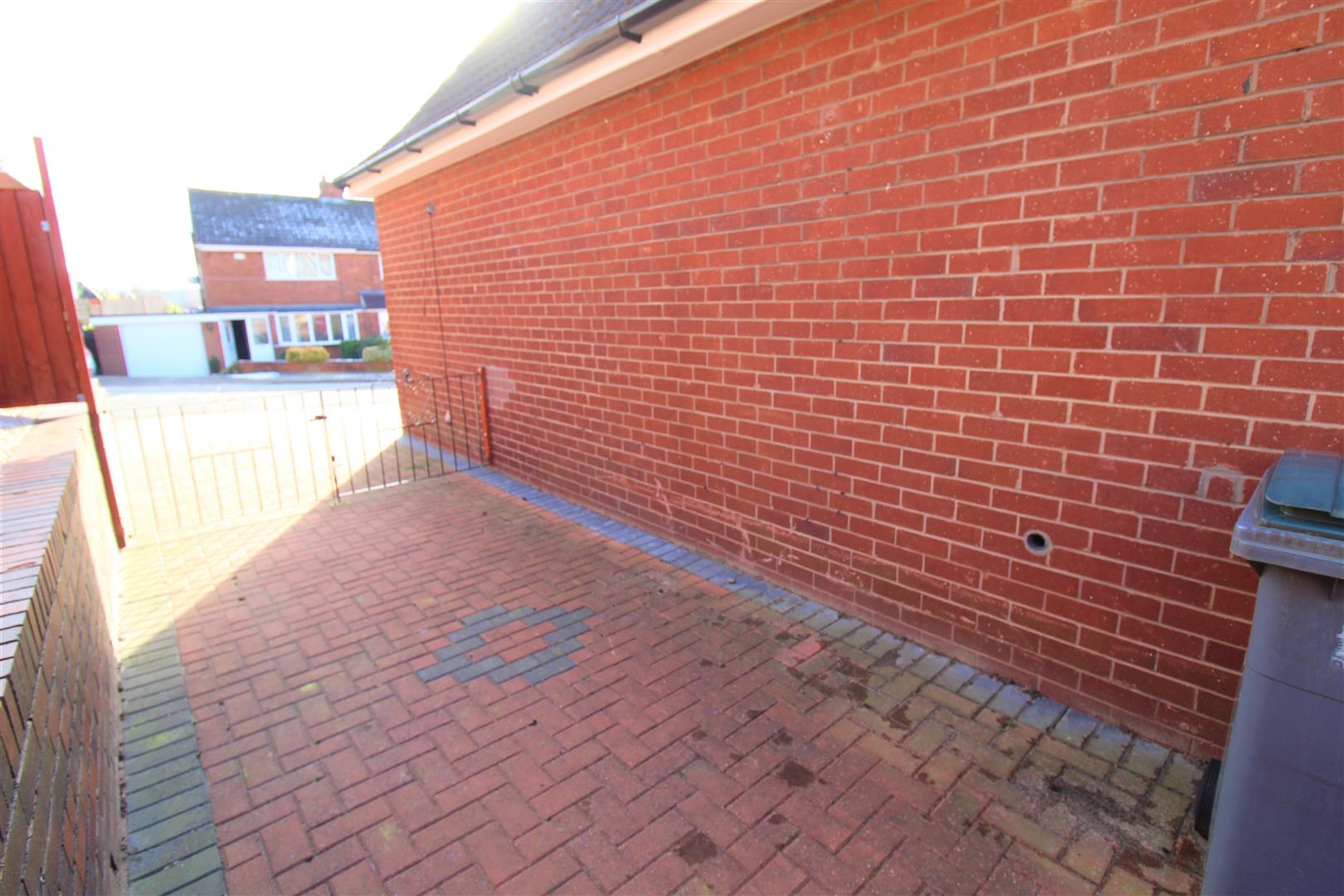 Crediton Avenue, Bradeley, Stoke-On-Trent